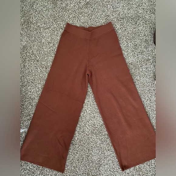 Brown knit gaucho pants + matching top - Picture 2 of 3